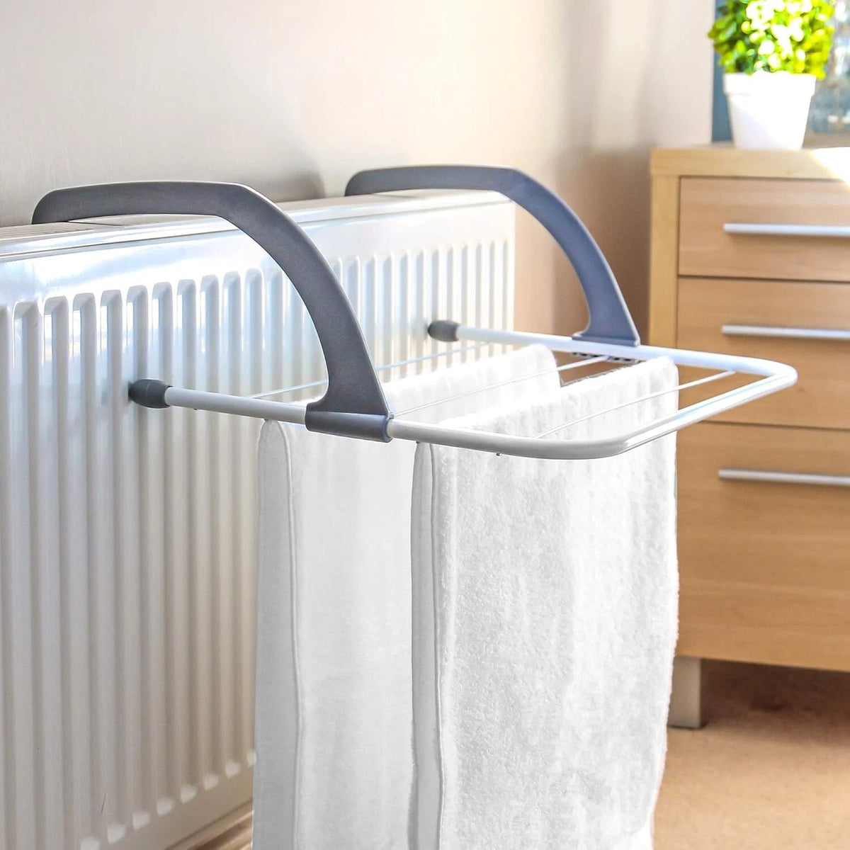 Radiator Airer Set – 2 Pack, 6-Bar Foldable Arms with Attachable Hooks for Drying